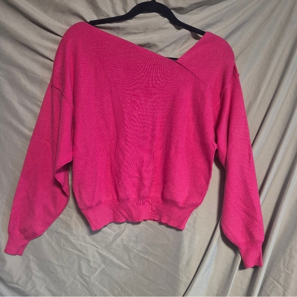 Women's Line And Dot Pink Sweater Xsmall